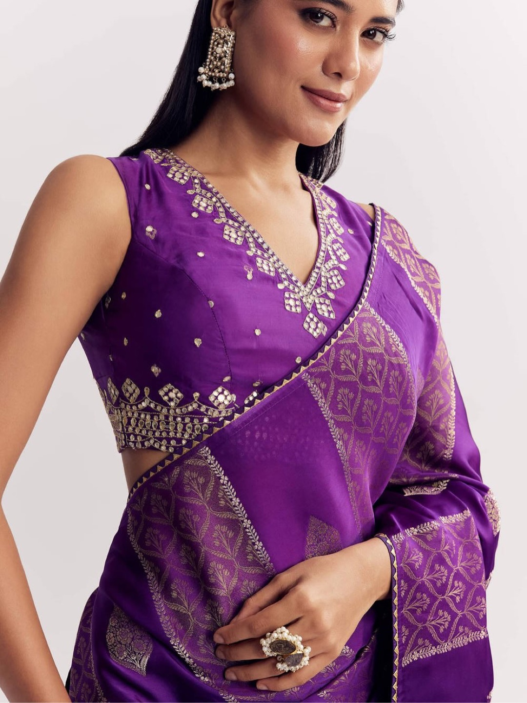 Dola Silk Saree Elevated with Gota-Patti Work - Image 5