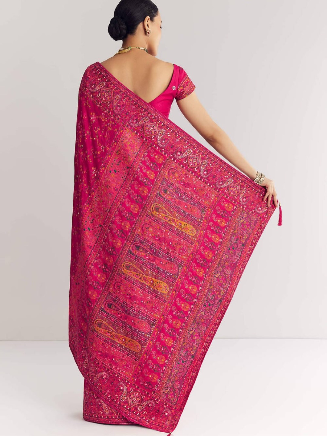 Soft Silk Saree with Jaal Woven Embroidery - Image 6